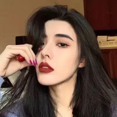 长脚女佣 海报